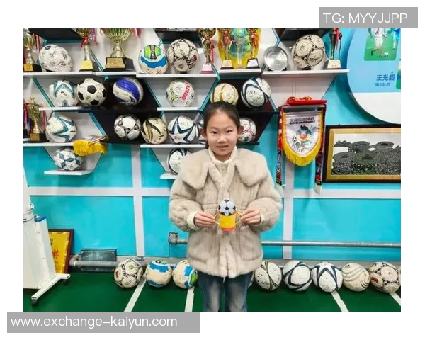 尽享天天爱足球礼包带来的无限乐趣与惊喜，助你成为足球场上的明星